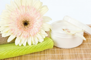 Illustration for article titled Clear Skin Might Be Reached Right At Home